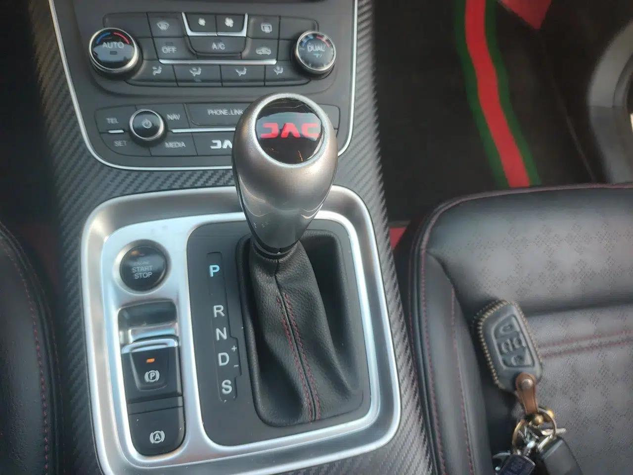 JAC Group Refine S7 2017 1.5T Automatic Luxury Model — миниатюра 14