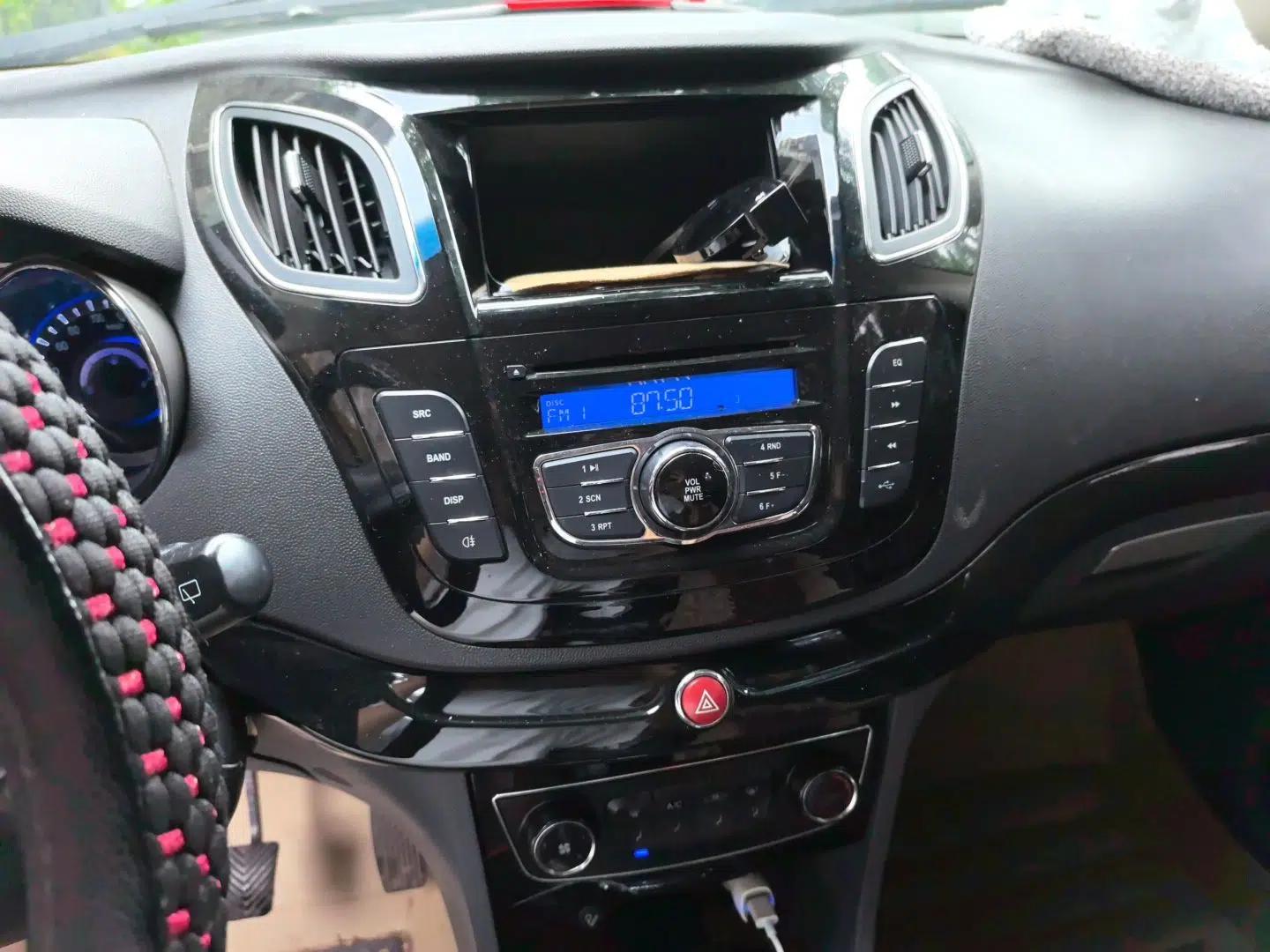 JAC Group Refine M2 2013 1.5L Manual Comfort Model 5 Seats — миниатюра 13