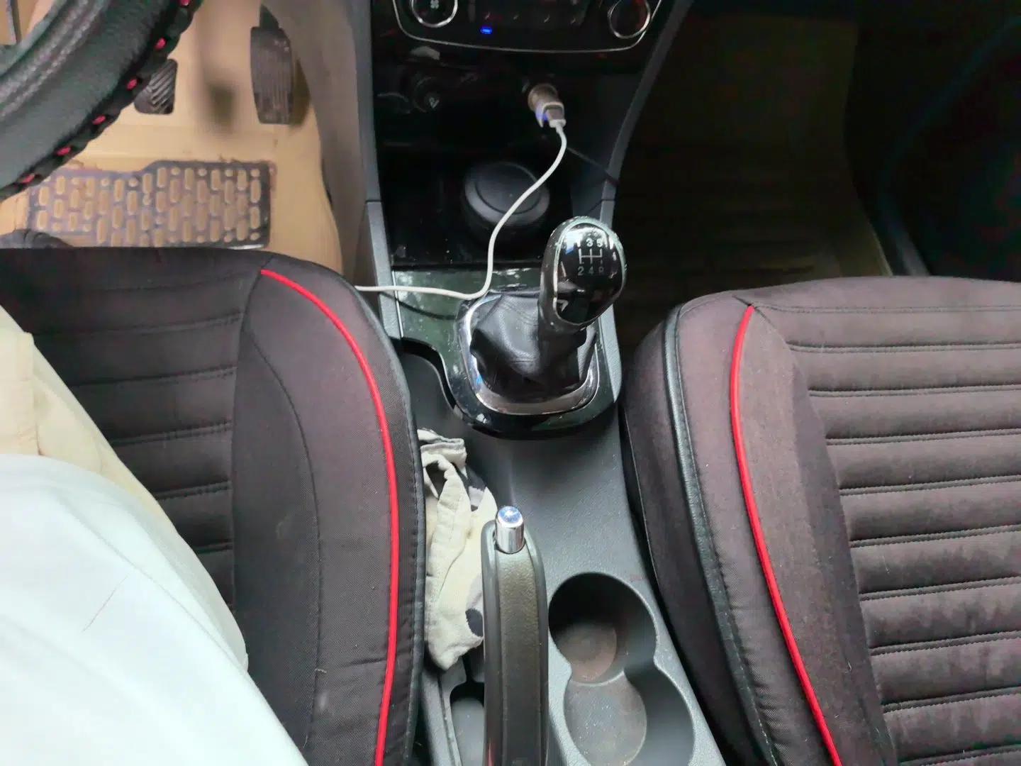 JAC Group Refine M2 2013 1.5L Manual Comfort Model 5 Seats — миниатюра 14