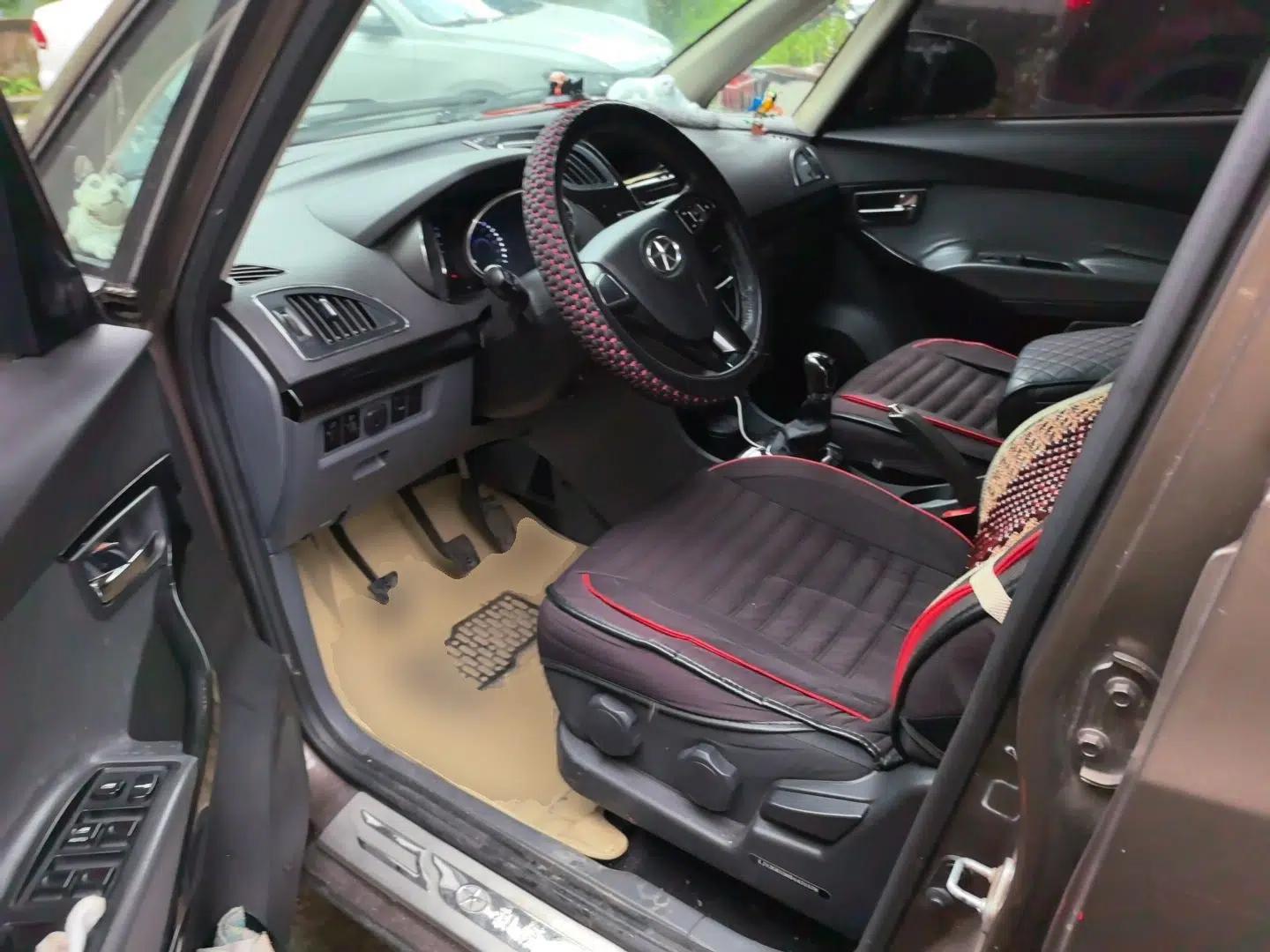 JAC Group Refine M2 2013 1.5L Manual Comfort Model 5 Seats — миниатюра 16