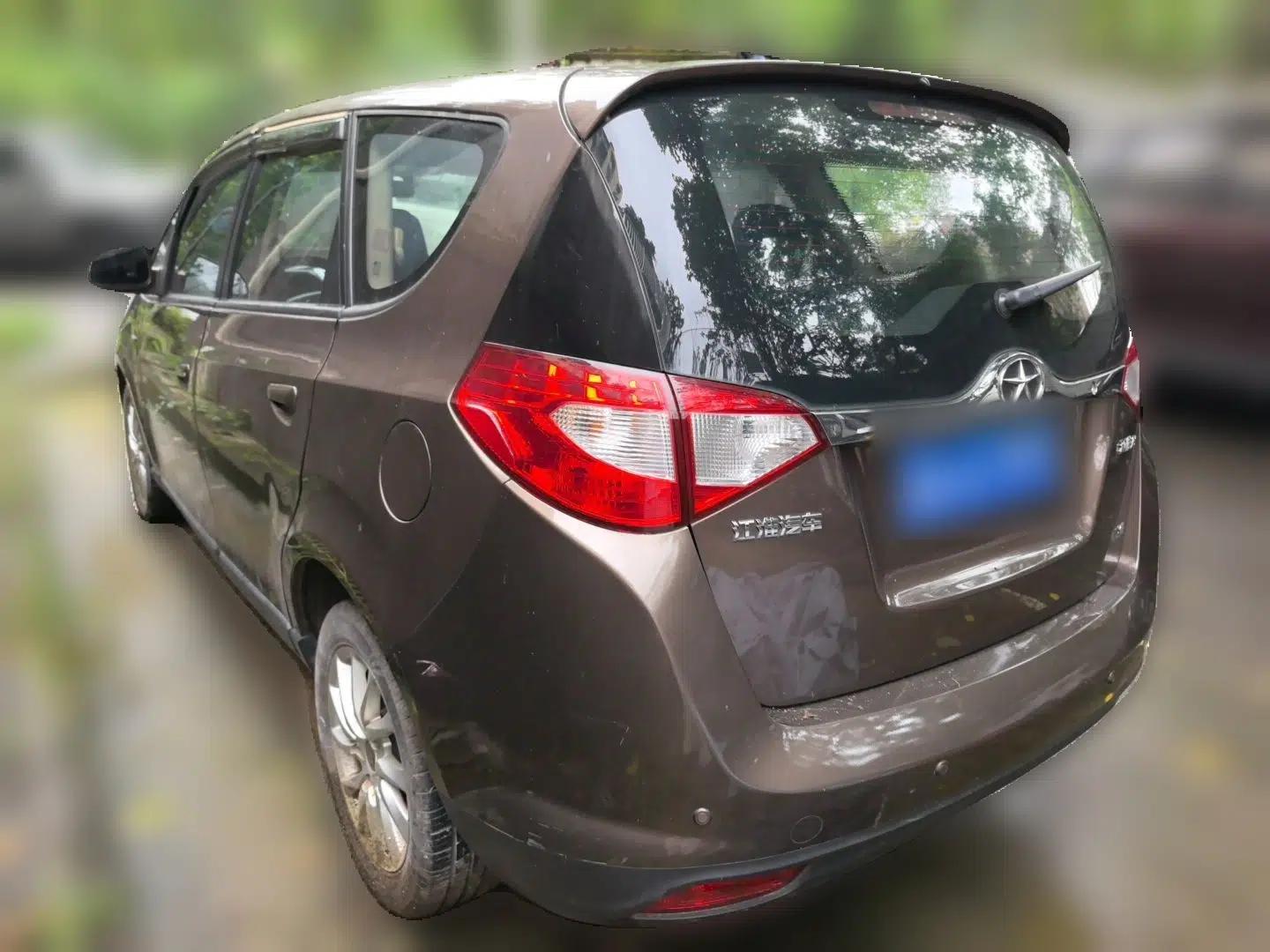 JAC Group Refine M2 2013 1.5L Manual Comfort Model 5 Seats — миниатюра 4