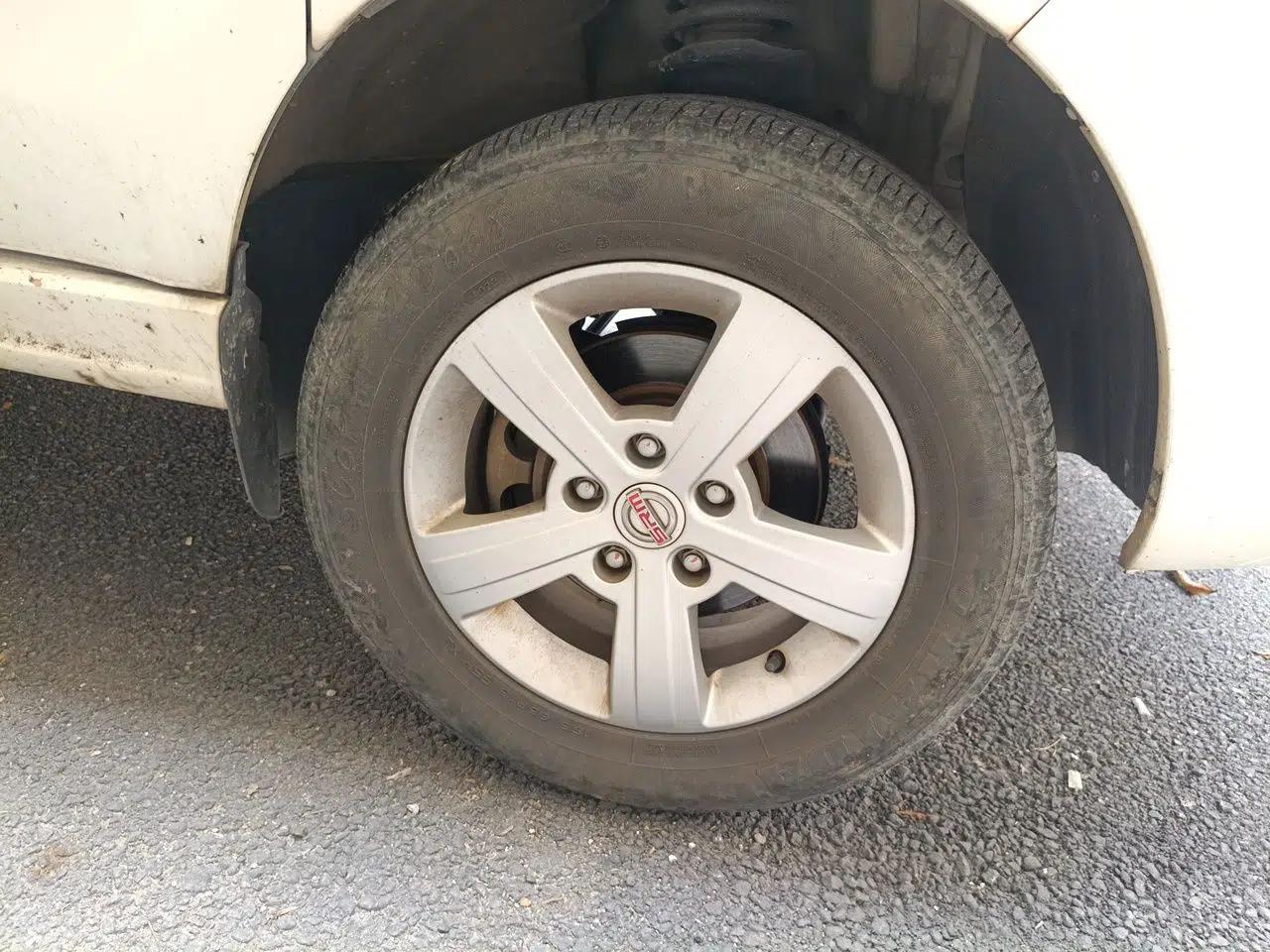 Jinbei Gold Hiace Xinyuan Golden Lion, 1.5L, 7-seater, manual transmission — миниатюра 8
