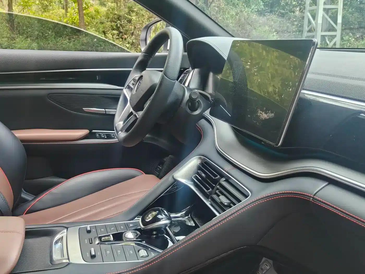 Song PLUS 2020 1.5T Automatic Flagship Edition — миниатюра 14