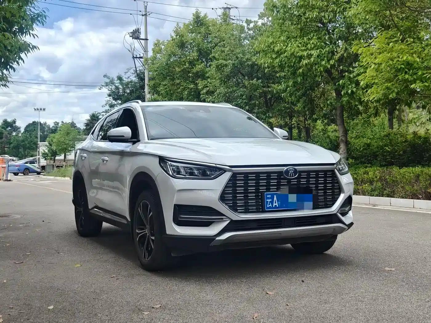 Song PLUS 2020 1.5T Automatic Flagship Edition — миниатюра 3