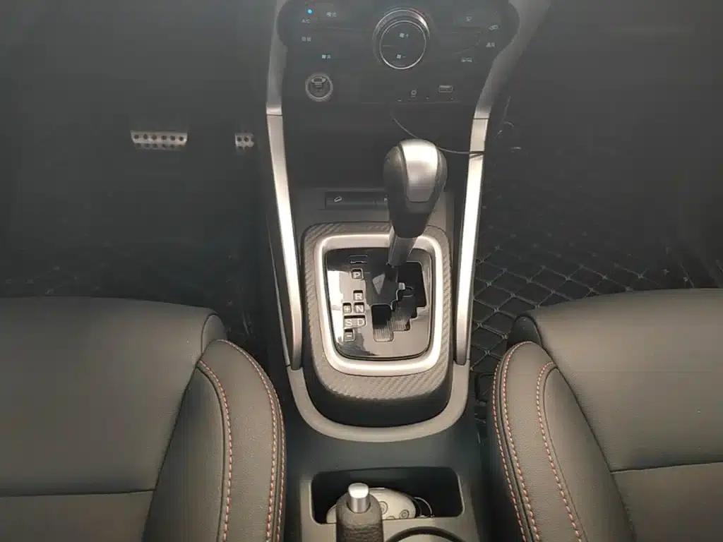 2017 Yuan 1.5L Automatic Cool Connected Edition — миниатюра 14