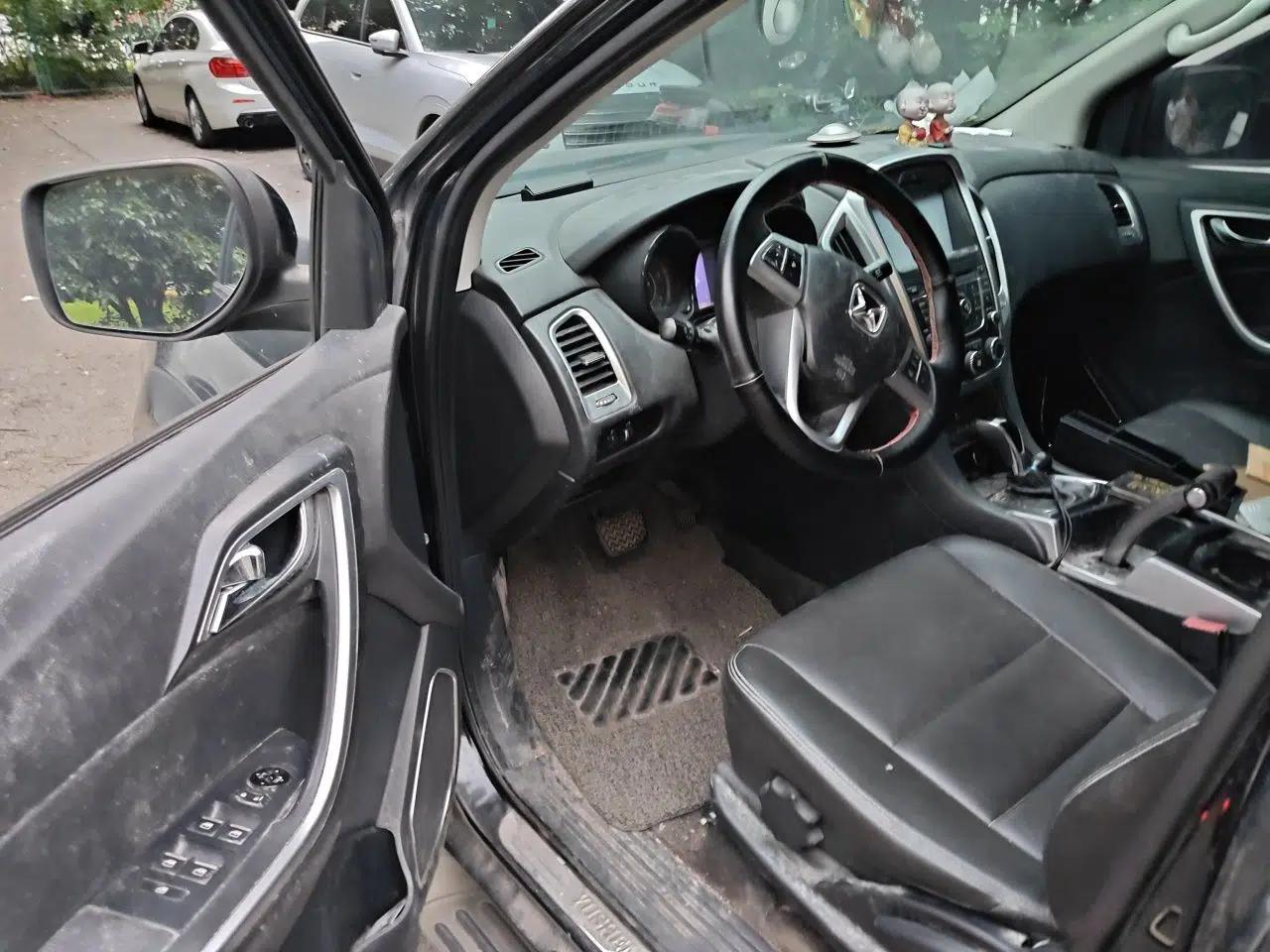 JMC Yusheng S350 2013 2.4T Automatic 2WD Diesel Luxury 7-Seater — миниатюра 16