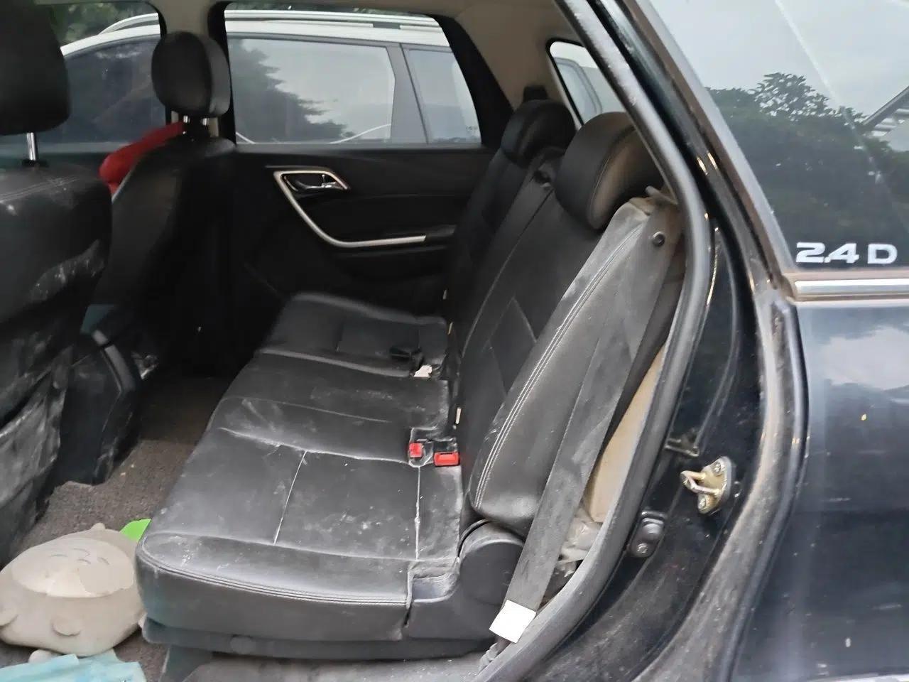 JMC Yusheng S350 2013 2.4T Automatic 2WD Diesel Luxury 7-Seater — миниатюра 17