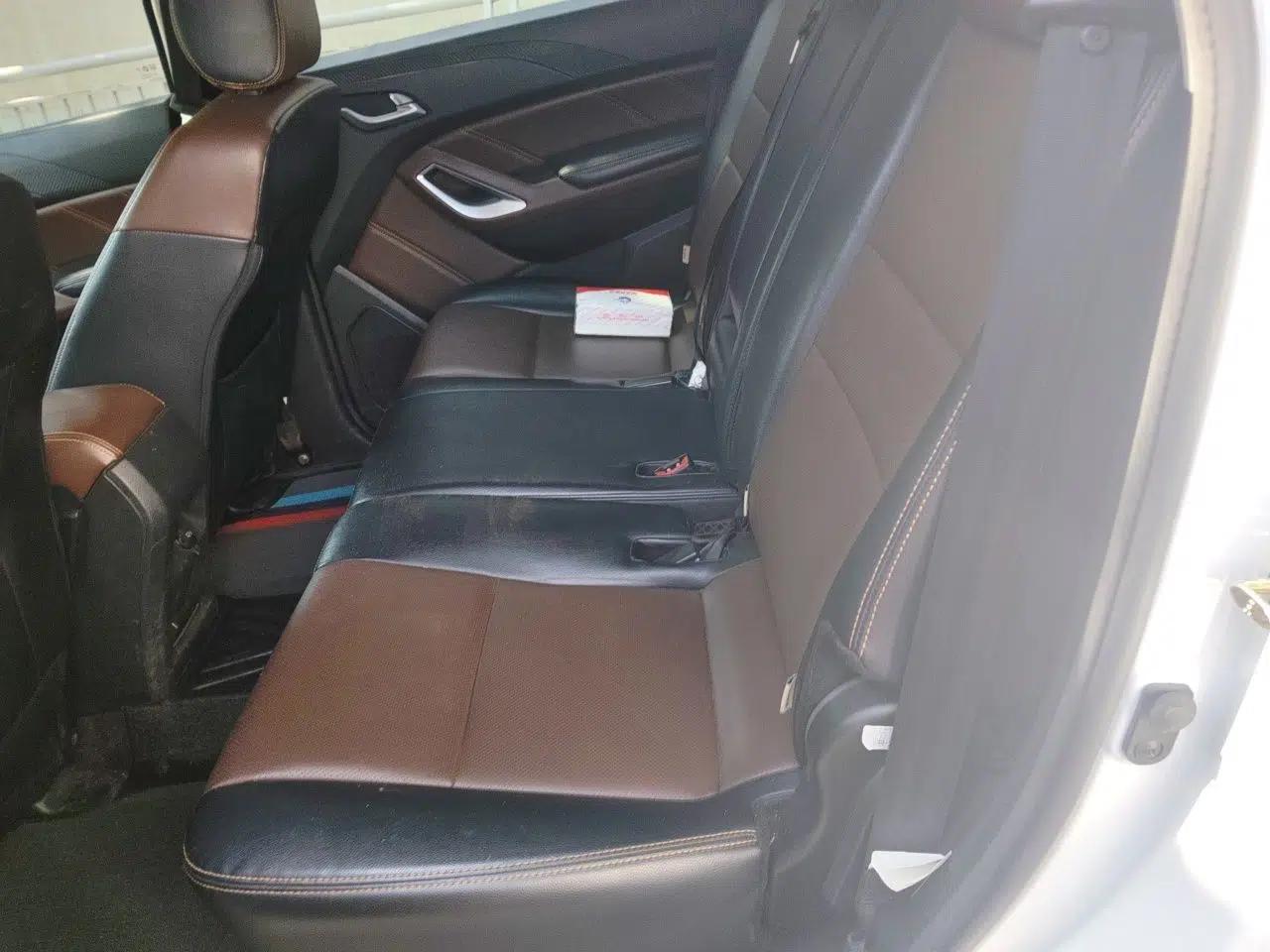 JMC Yusheng S350 2016 2.0T Automatic All-Wheel Drive Gasoline Ultra-Luxury 5-Seater — миниатюра 17