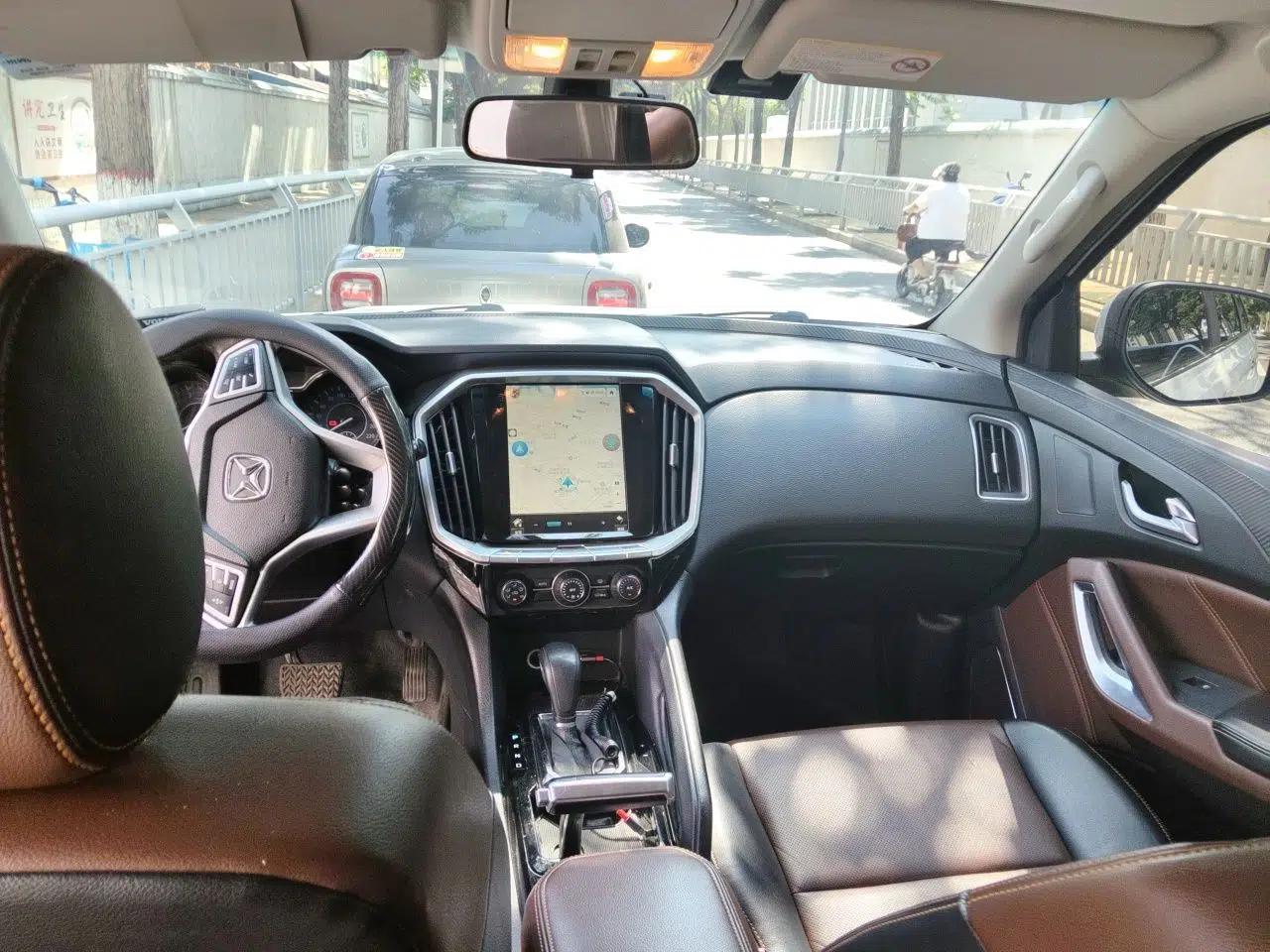 JMC Yusheng S350 2016 2.0T Automatic All-Wheel Drive Gasoline Ultra-Luxury 5-Seater — миниатюра 18