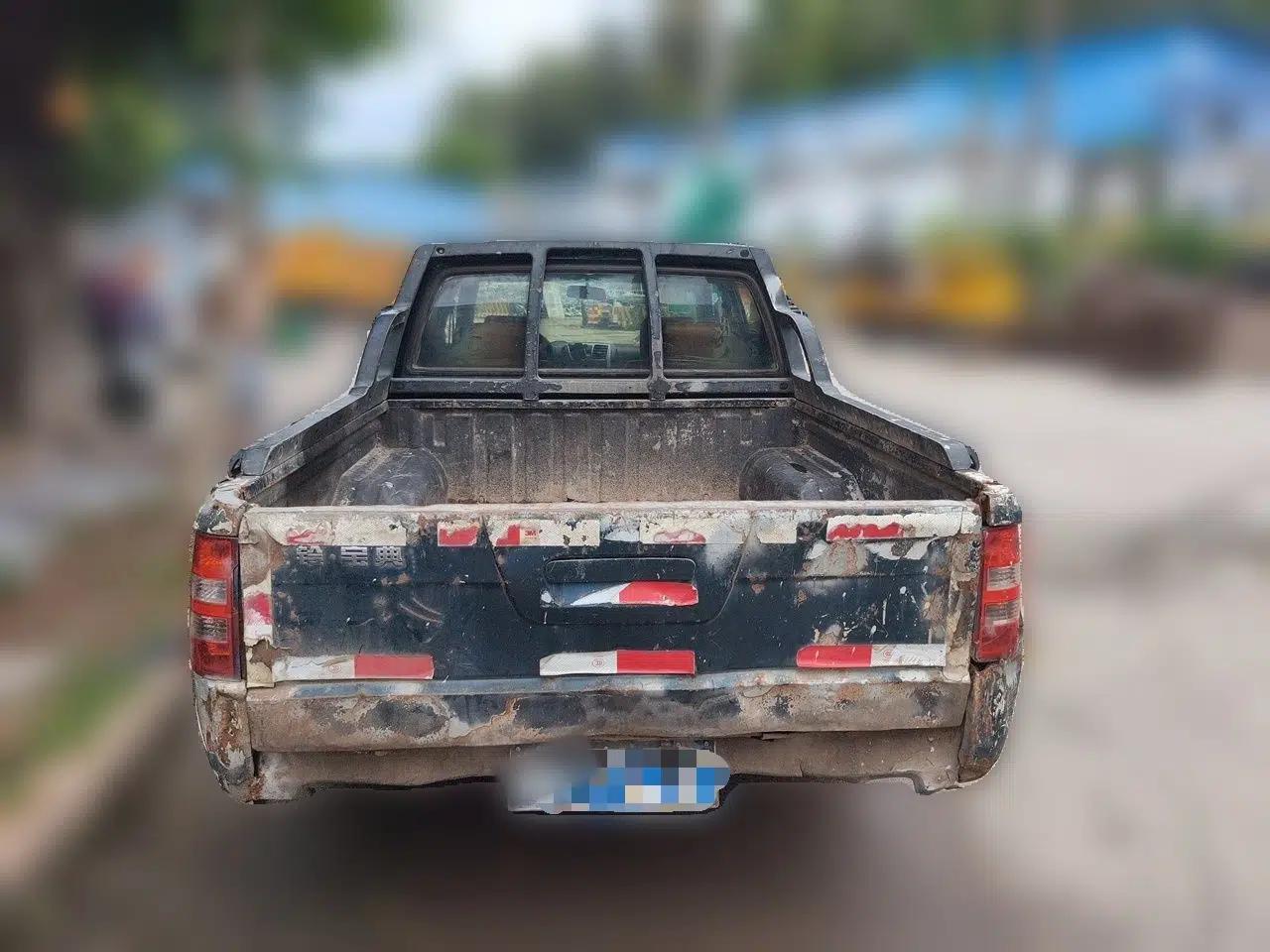 JMC Baodian 2016 2.8T New Value-Added Diesel Two-Wheel Drive Standard Version JX493ZLQ4G — миниатюра 5