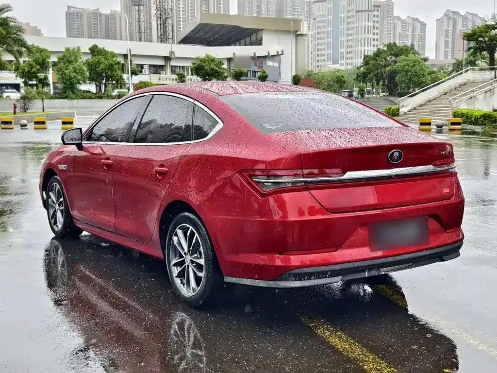 Qin Pro 2018 1.5TI Automatic Smart Connect Premium Edition — миниатюра 11