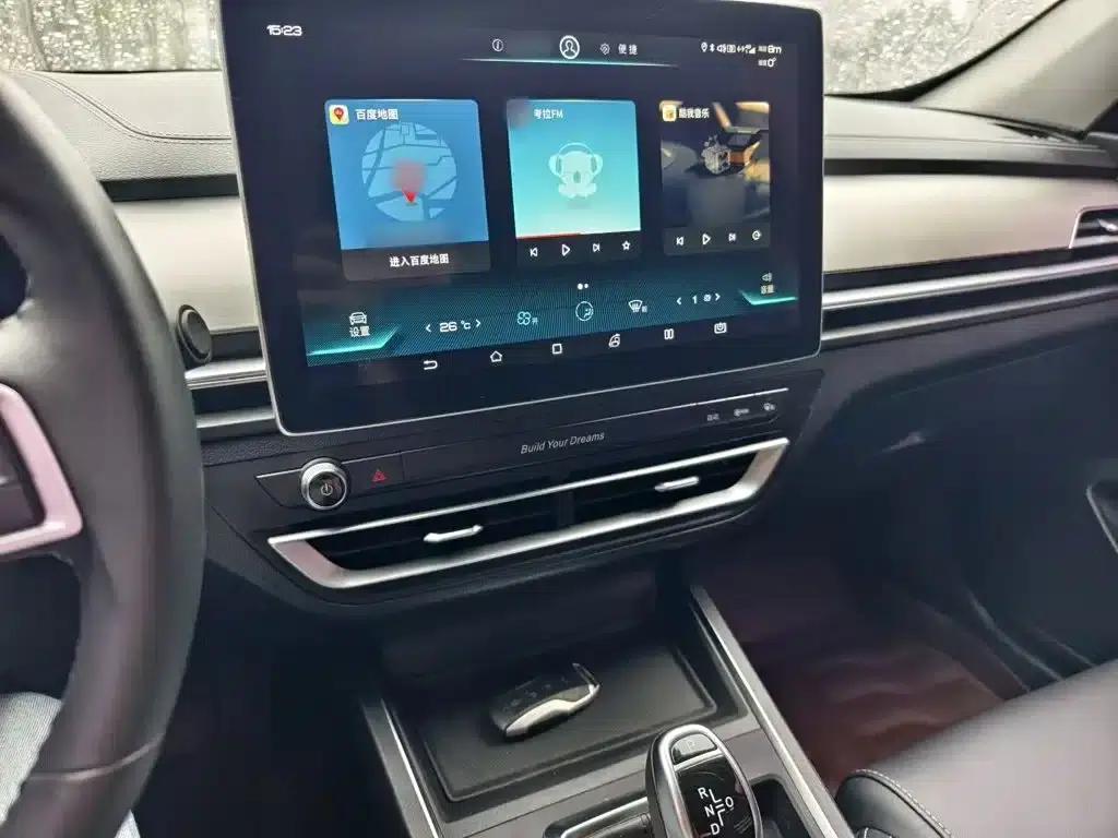Qin Pro 2018 1.5TI Automatic Smart Connect Premium Edition — миниатюра 17