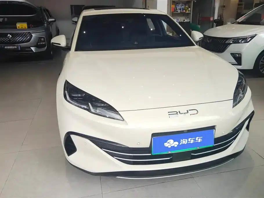 Seal 06 DM-i Touring Edition 2025 DM-i 150KM Premium Model — миниатюра 2