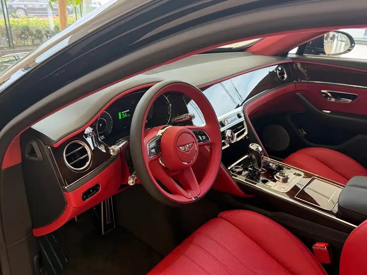2026 Mercedes-Benz Flying Spur Plug-in Hybrid 4.0T V8 Standard Edition — миниатюра 5