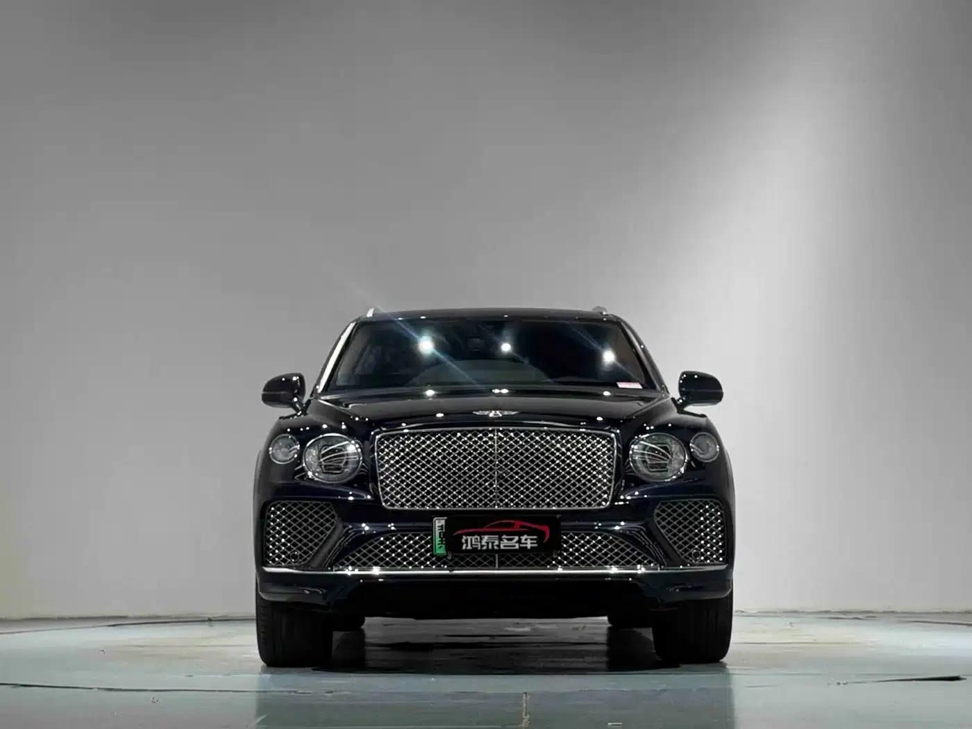Bentayga Plug-in Hybrid 2021 3.0T PHEV — миниатюра 3
