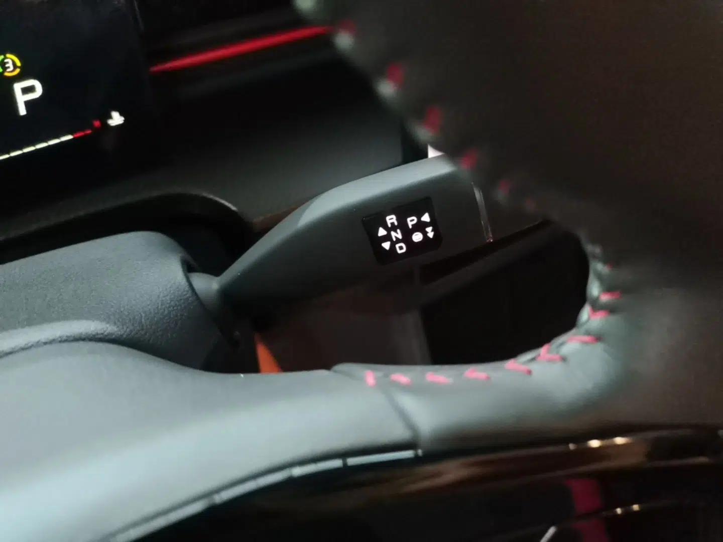 JETOUR Dashing i-DM 2023 1.5T DHT Lightning — миниатюра 16