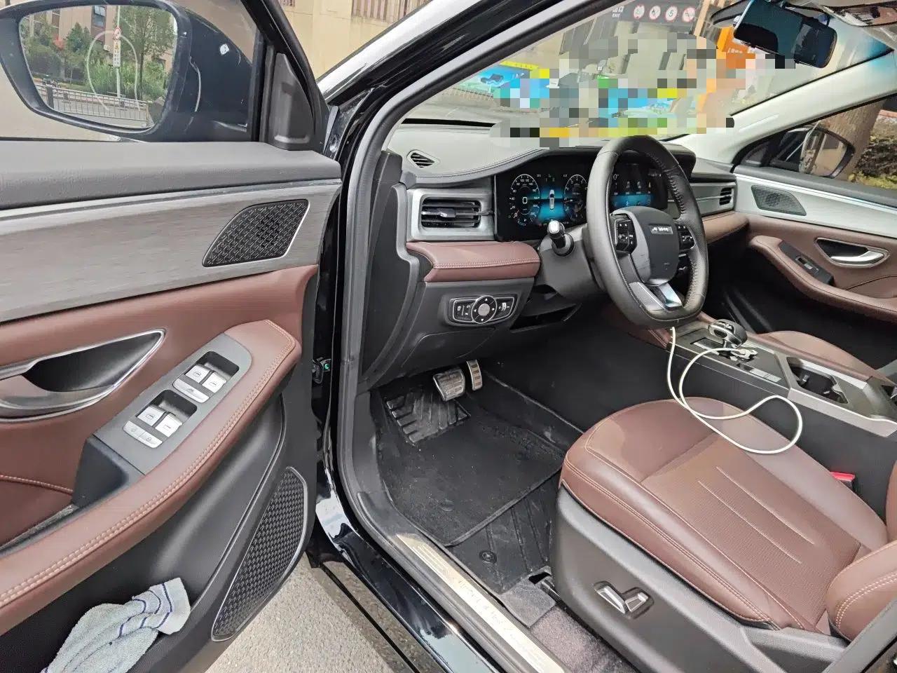 JETOUR X95 2024 1.6T DCT Era Edition 7-Seater — миниатюра 16