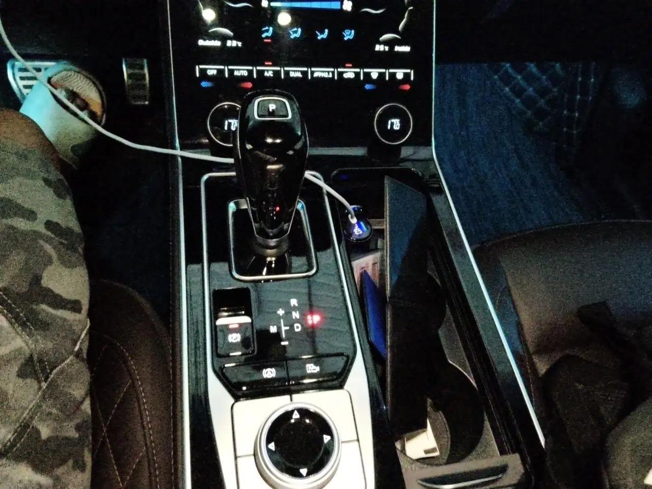 JETOUR X95 2020 1.6T DCT Love Pro Edition 7 Seats — миниатюра 14