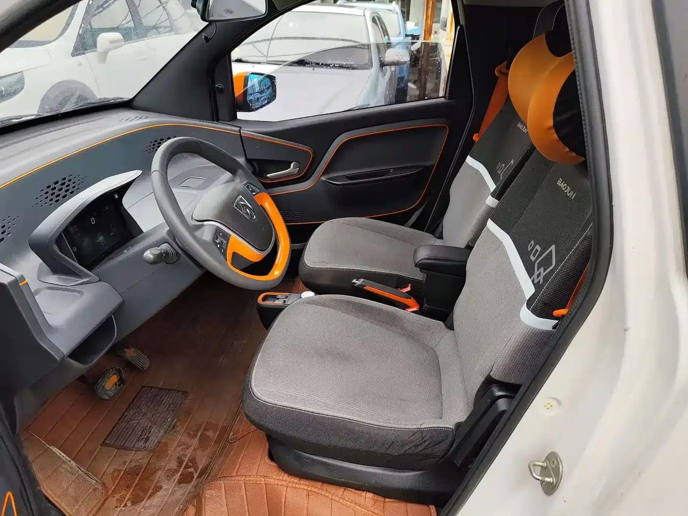 Baojun E100 2019 Model 250KM Smart Edition — миниатюра 5