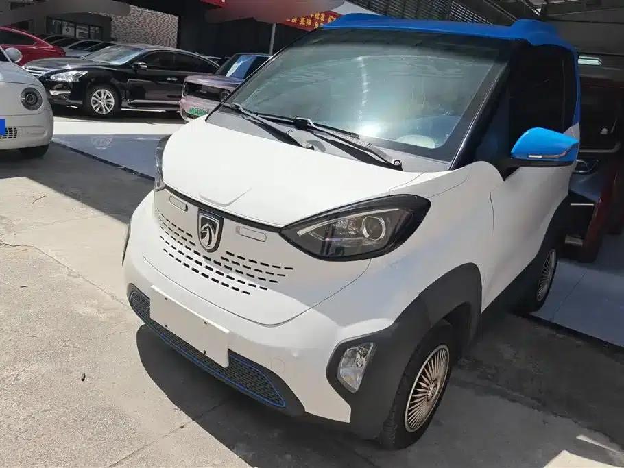 Baojun E100 2019 Model 250KM Smart Edition — миниатюра 1