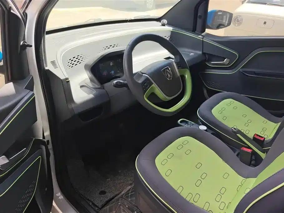 Baojun E100 2019 Model 250KM Smart Edition — миниатюра 9