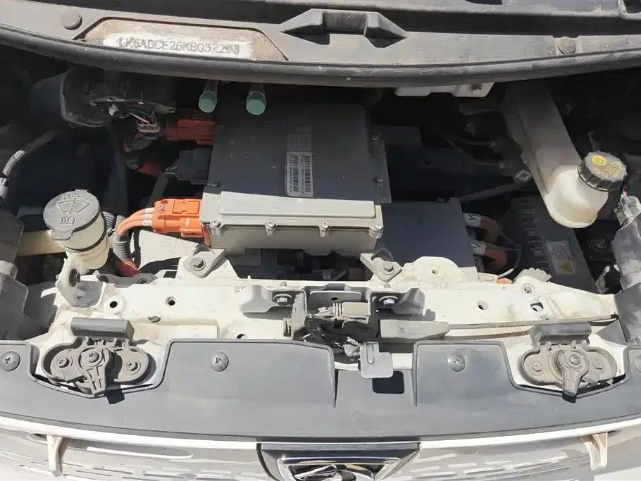 Baojun E100 2019 Model 250KM Smart Edition — миниатюра 10