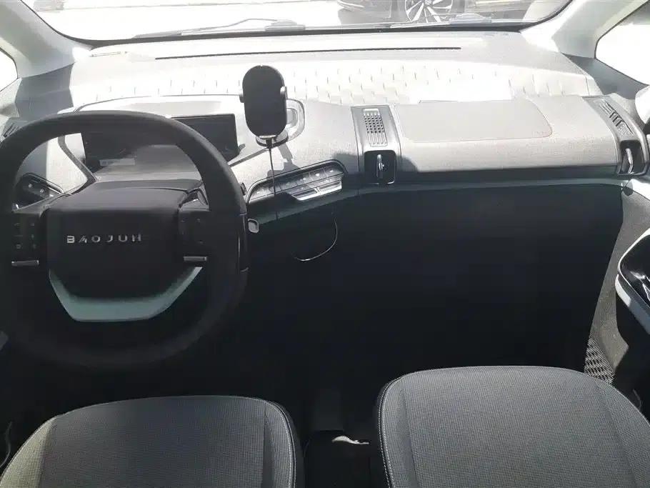 Baojun E300 2020 Interstellar Intelligent Driving Edition — миниатюра 12