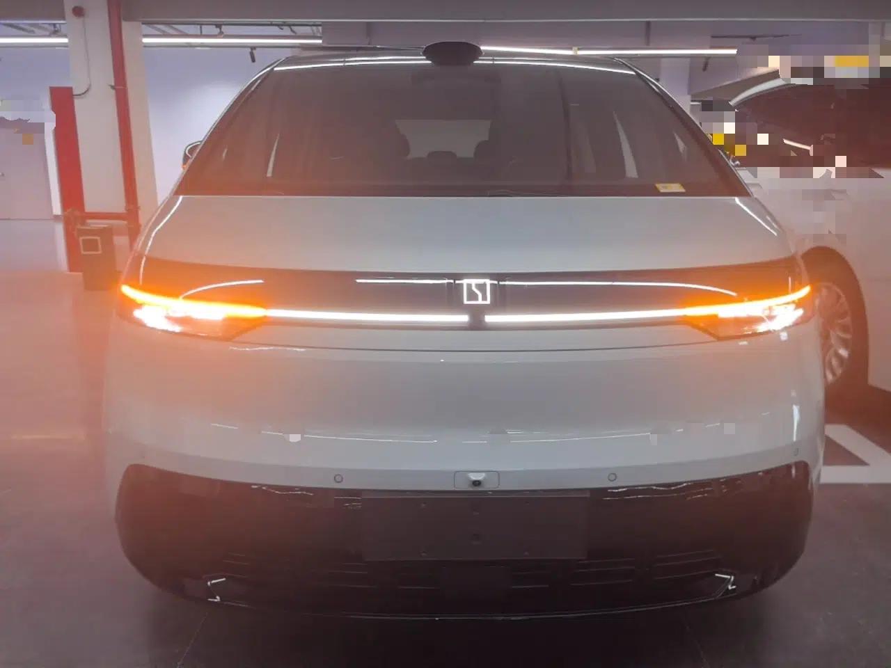 Zeekr MIX 2025 Intelligent Driving Version — миниатюра 2