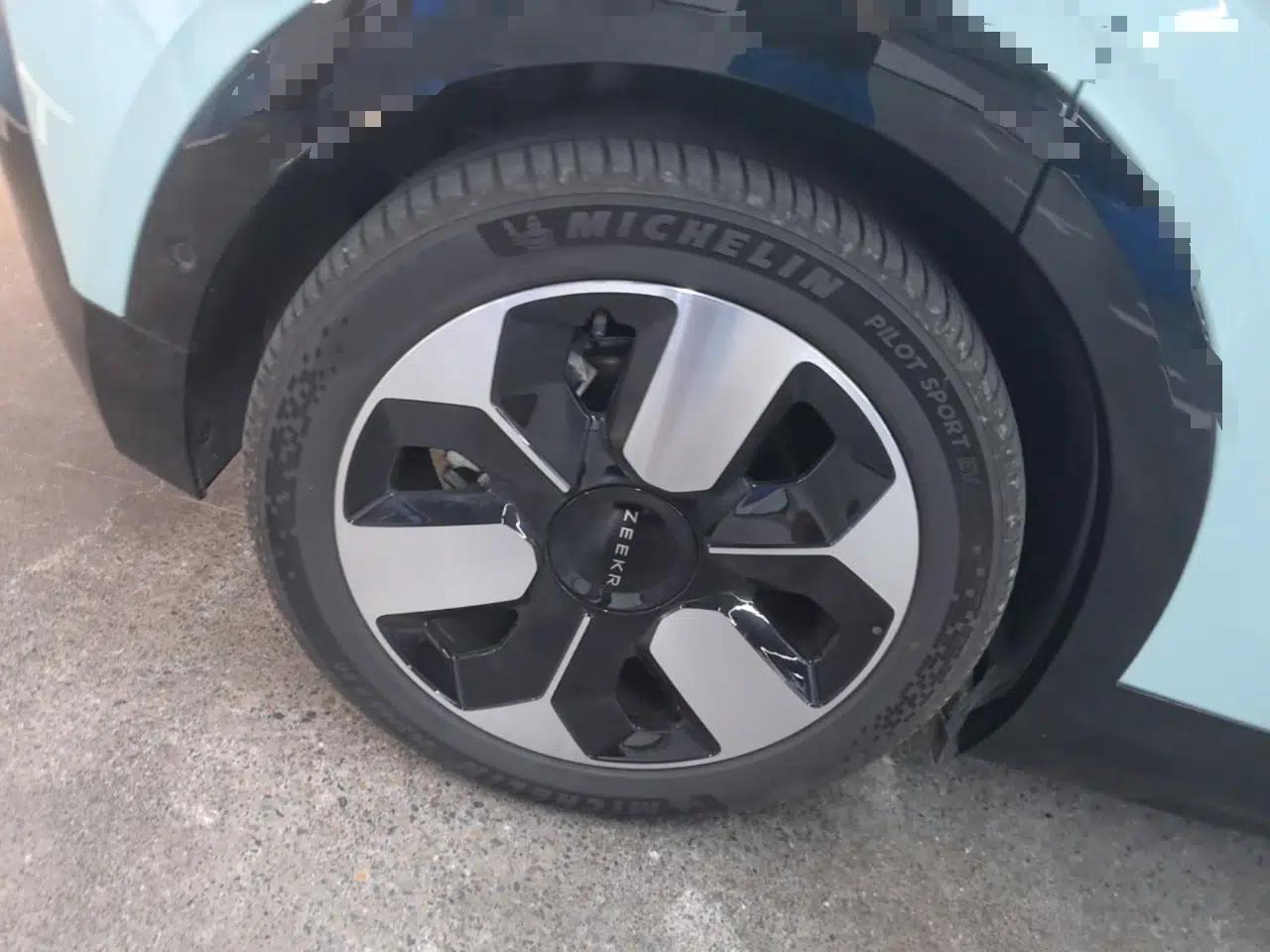 Zeekr MIX 2025 Intelligent Driving Version — миниатюра 11