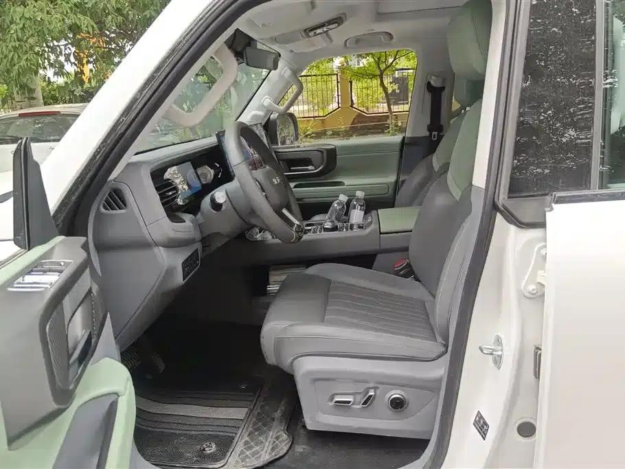 Beijing BJ40 Range Extender 2025 Model - Yuanjing Smart Edition — миниатюра 9