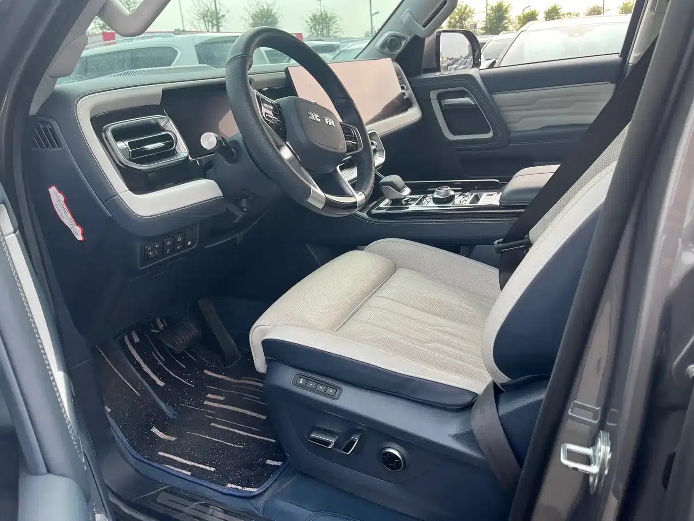 Beijing BJ60 Extended Range 2024 Model, 5-Seater Extended Range Advanced Edition — миниатюра 24
