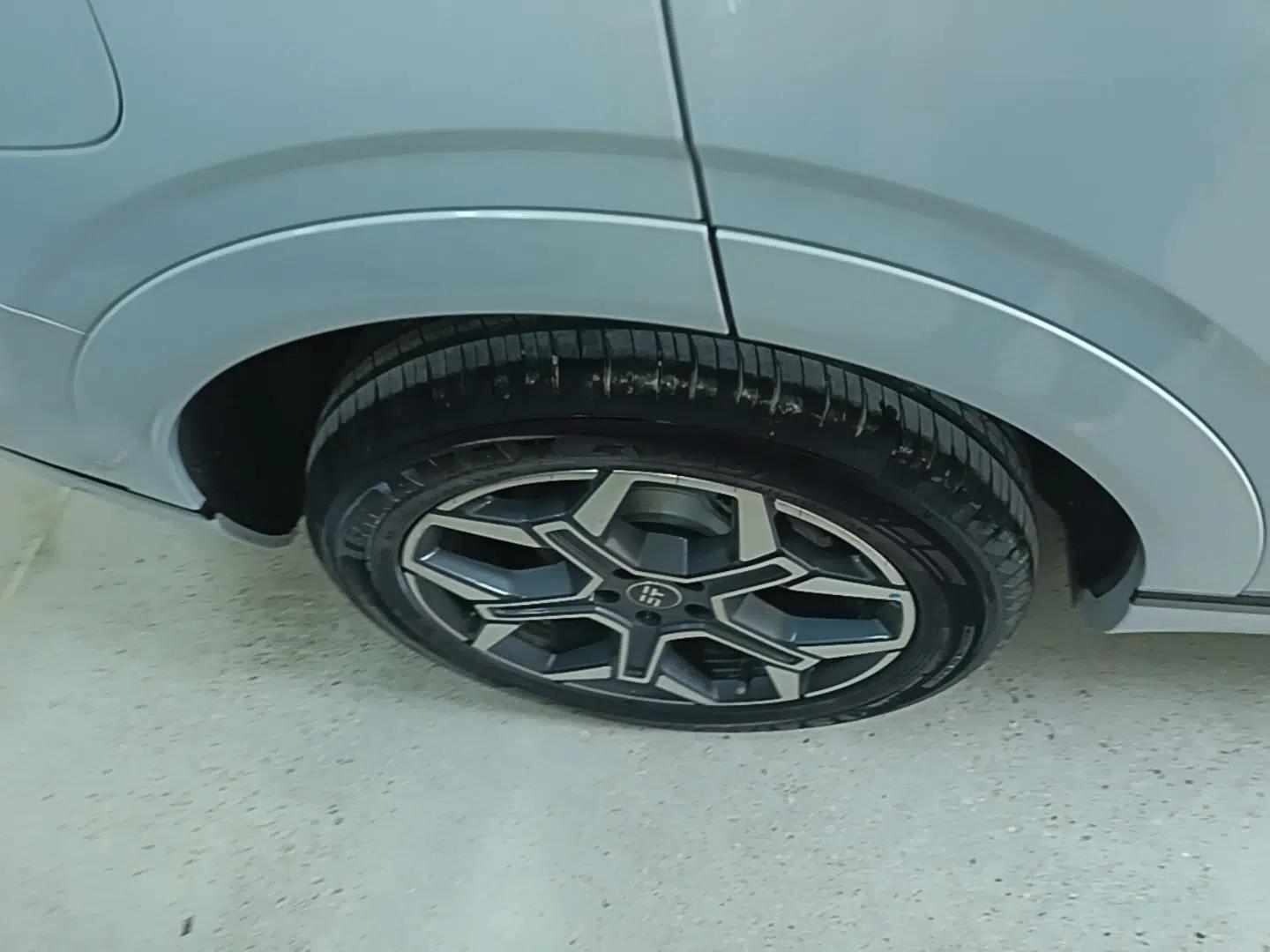 JETOUR Shanhai L7 Plus 2025 Model 121km Comfort 5-seater — миниатюра 11