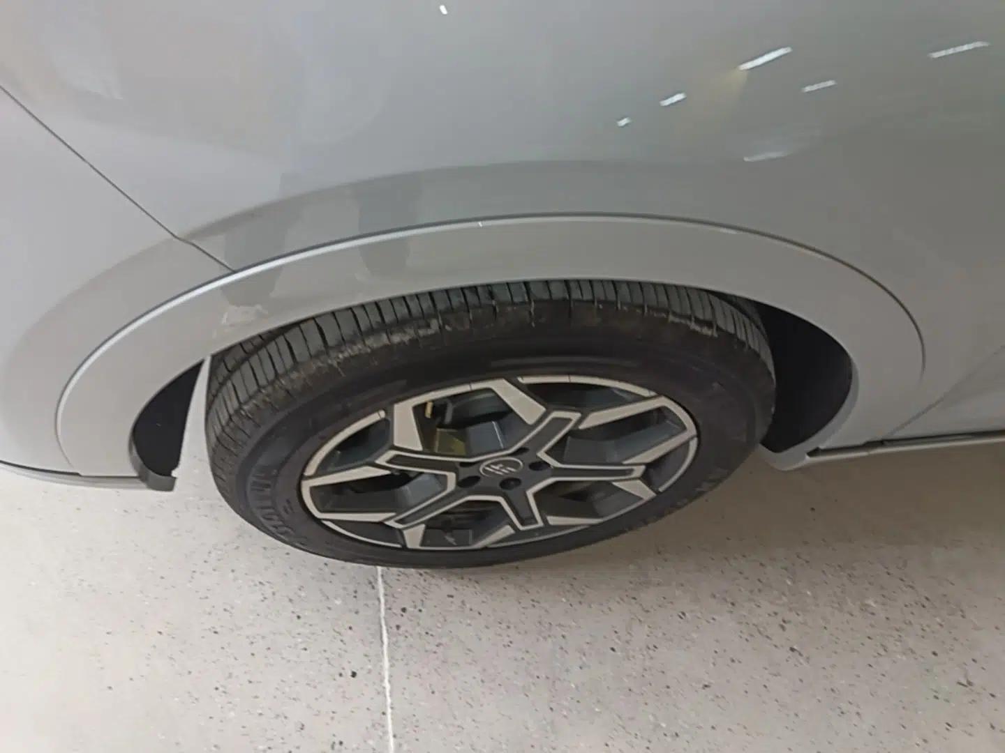 JETOUR Shanhai L7 Plus 2025 Model 121km Comfort 5-seater — миниатюра 15