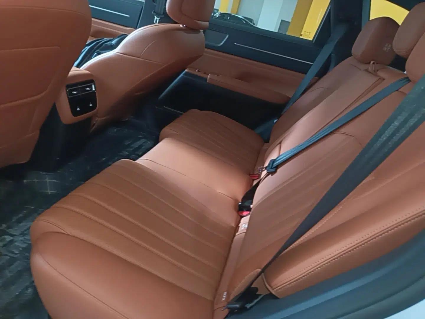 JETOUR Shanhai L7 Plus 2025 Model 121km Comfort 5-seater — миниатюра 25