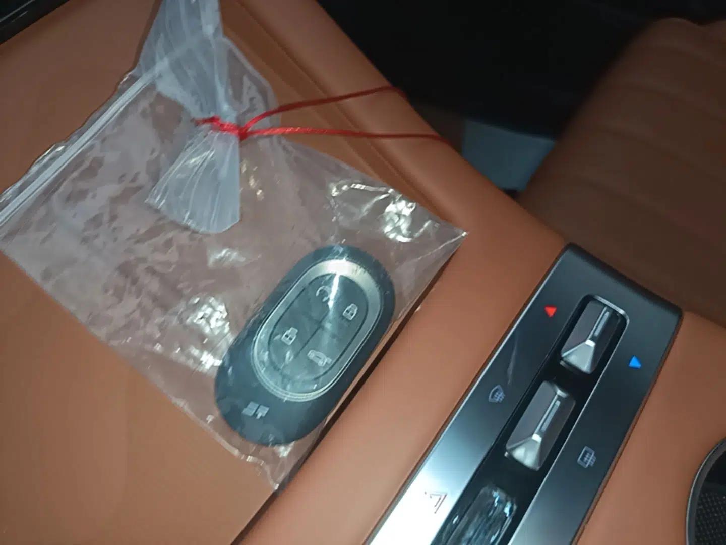 JETOUR Shanhai L7 Plus 2025 Model 121km Comfort 5-seater — миниатюра 28