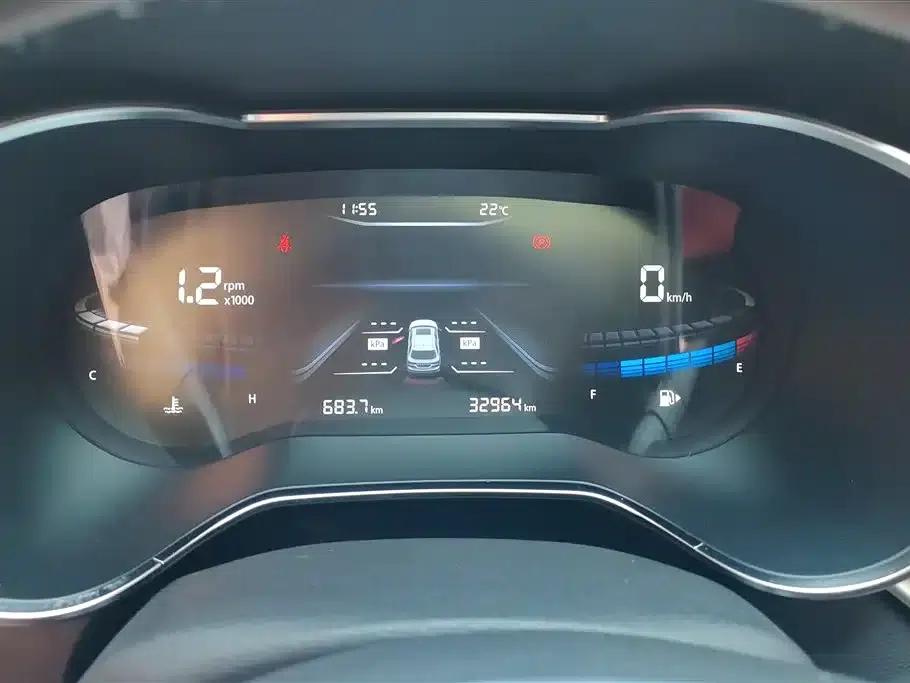 Bestune T33 2021 1.2T Manual Deluxe Edition — миниатюра 14