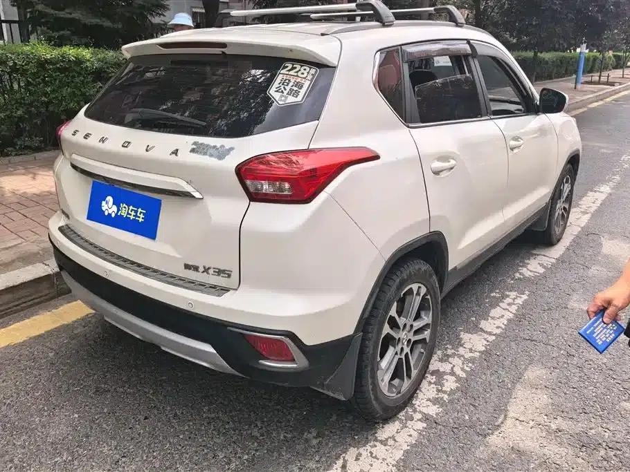 2016 Senova X35 1.5L Manual Deluxe Edition — миниатюра 3