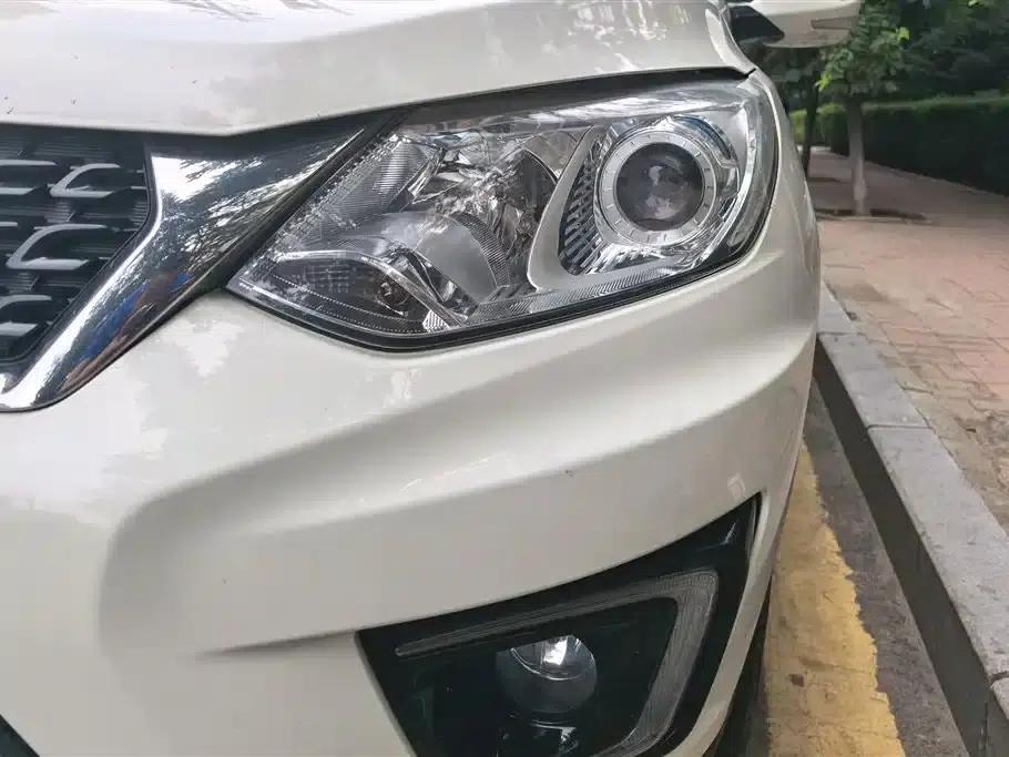 2016 Senova X35 1.5L Manual Deluxe Edition — миниатюра 5
