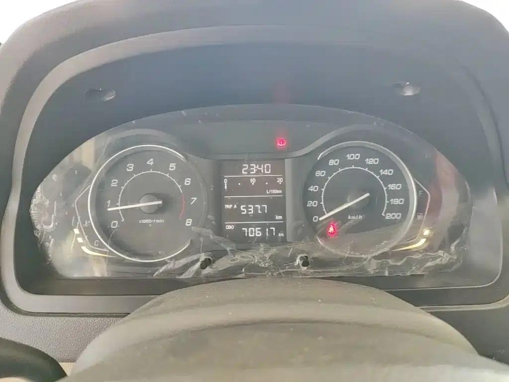 2015 Senova D20 Hatchback 1.5L Manual Comfort Edition — миниатюра 12
