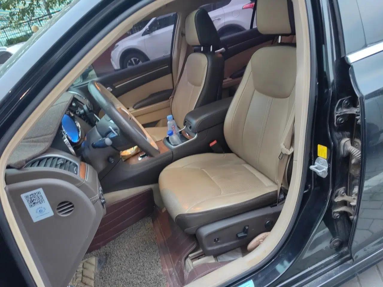 Chrysler 300C 2014 3.0L Excellence Edition — миниатюра 15