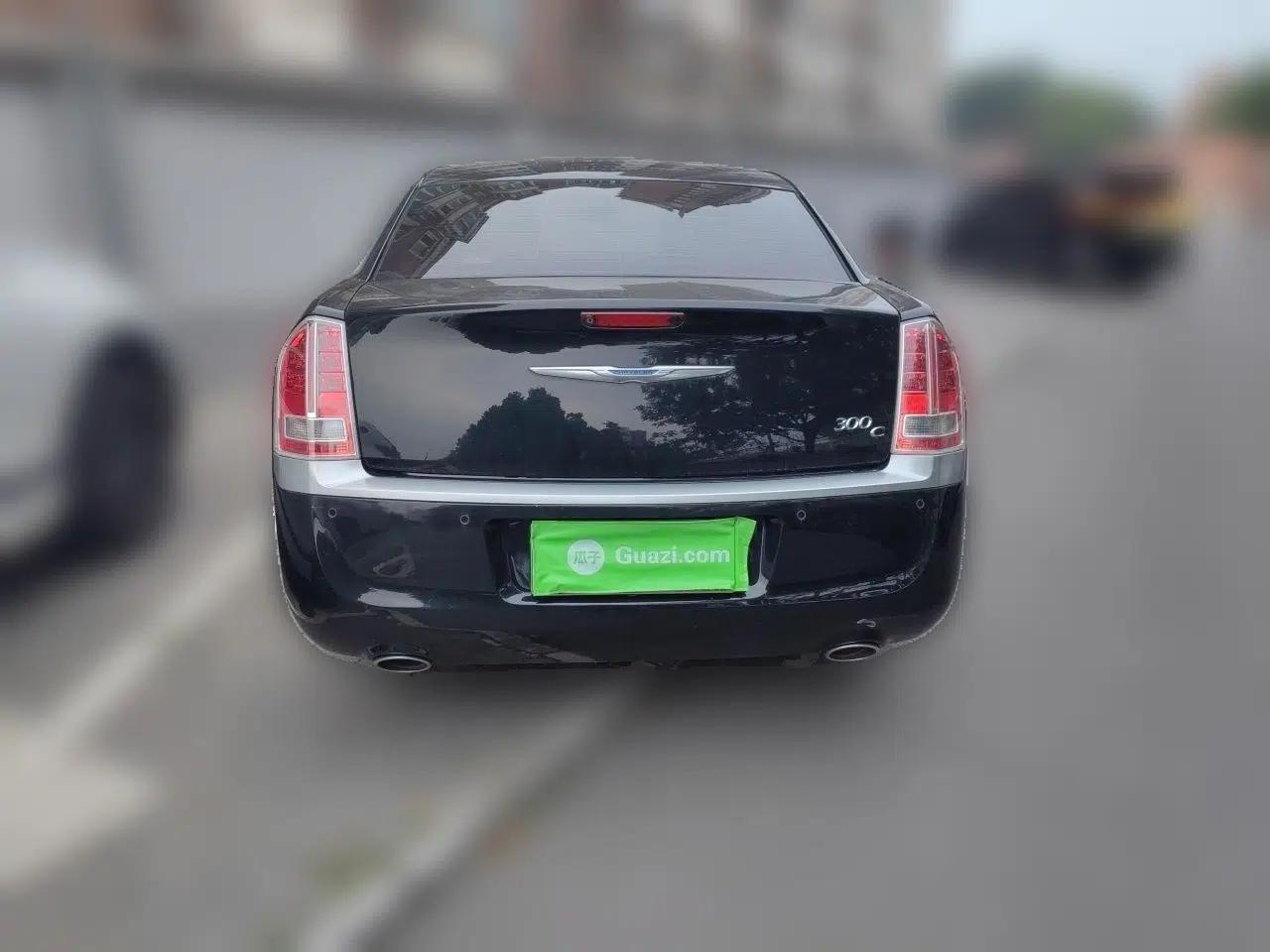 Chrysler 300C 2014 3.0L Excellence Edition — миниатюра 5
