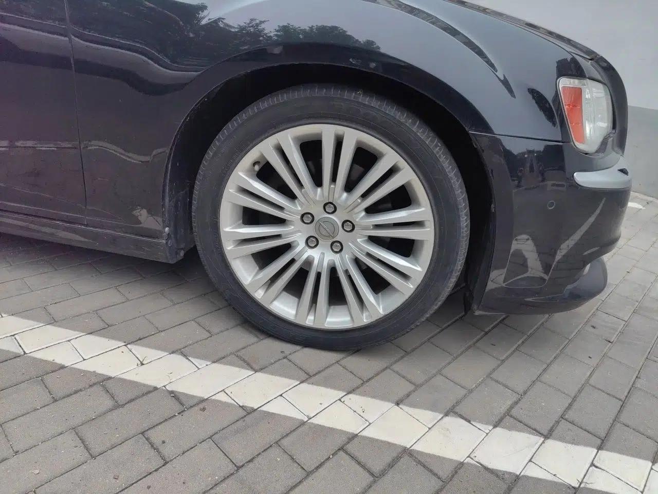 Chrysler 300C 2014 3.0L Excellence Edition — миниатюра 8
