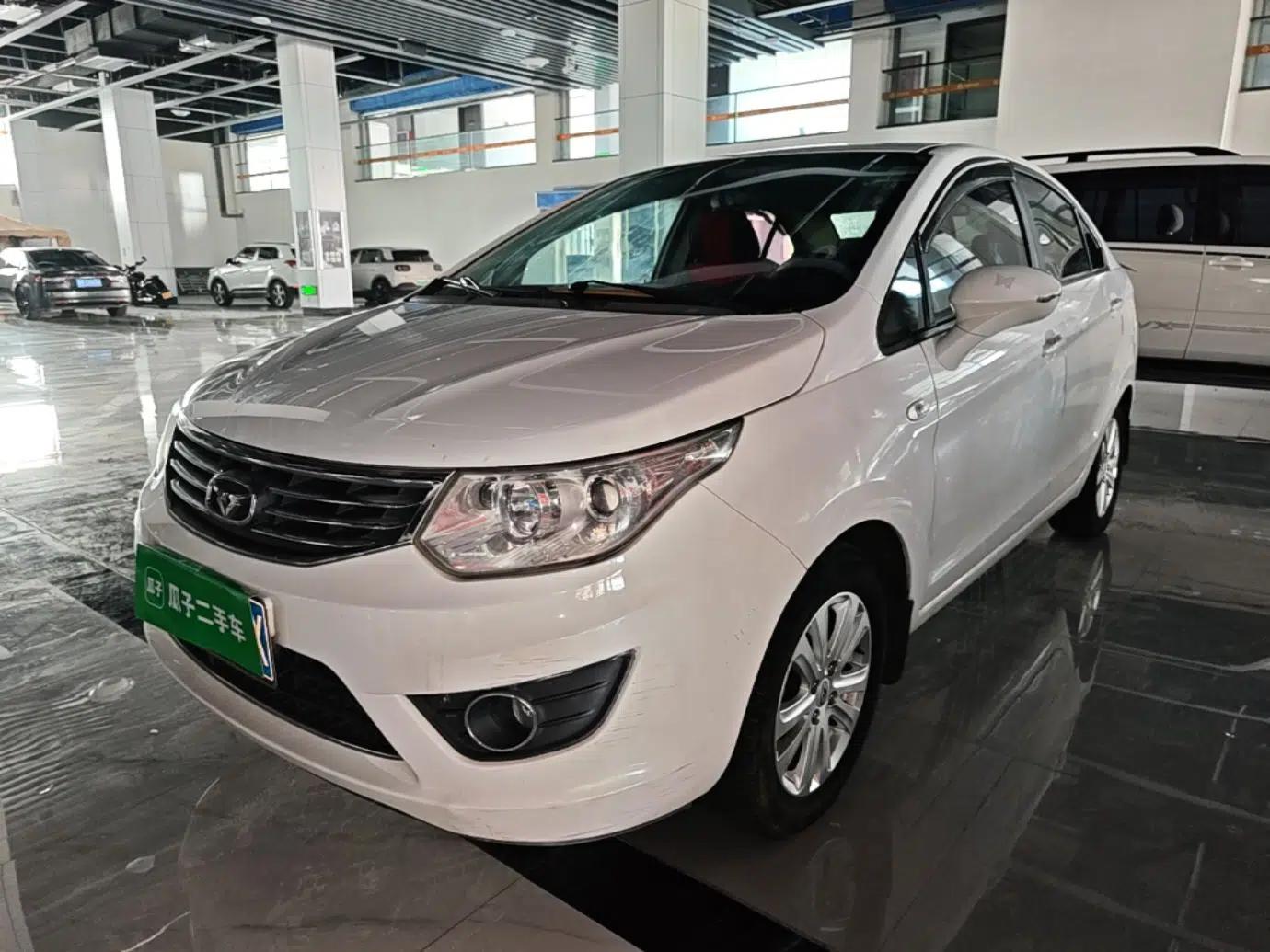 Cowin C3 2015 1.5L AMT Gold Diamond Edition — миниатюра 1