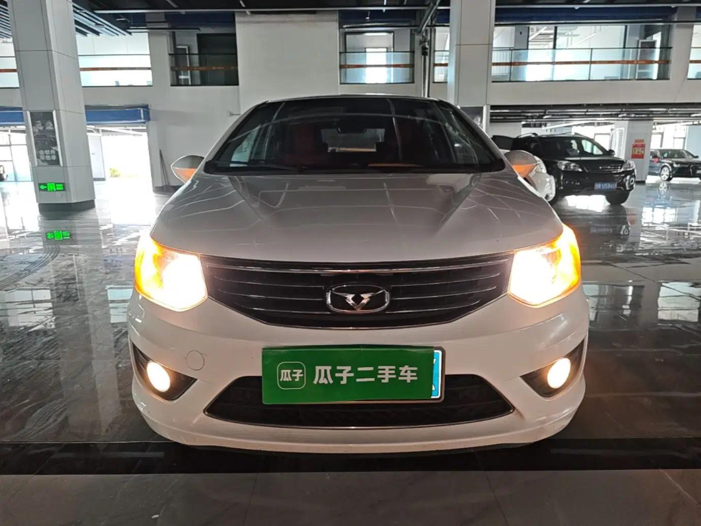 Cowin C3 2015 1.5L AMT Gold Diamond Edition — миниатюра 2