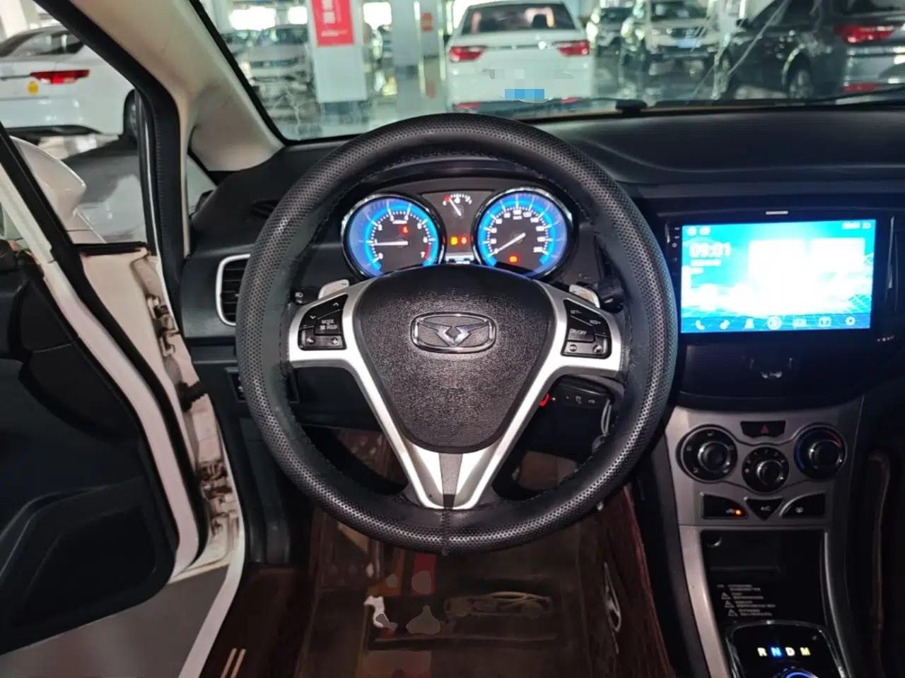 Cowin C3 2015 1.5L AMT Gold Diamond Edition — миниатюра 13