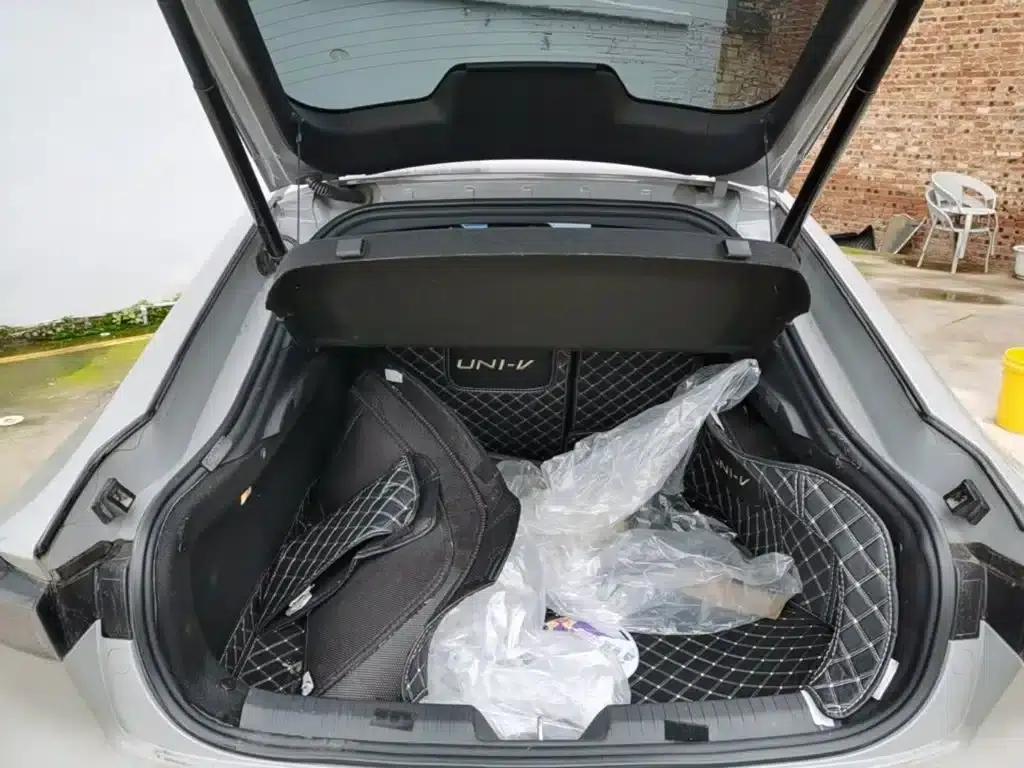 Changan UNI-V Smart Electric iDD 2023 Model, Smart Electric iDD 1.5T, 113km/h Smart Cool Edition — миниатюра 19
