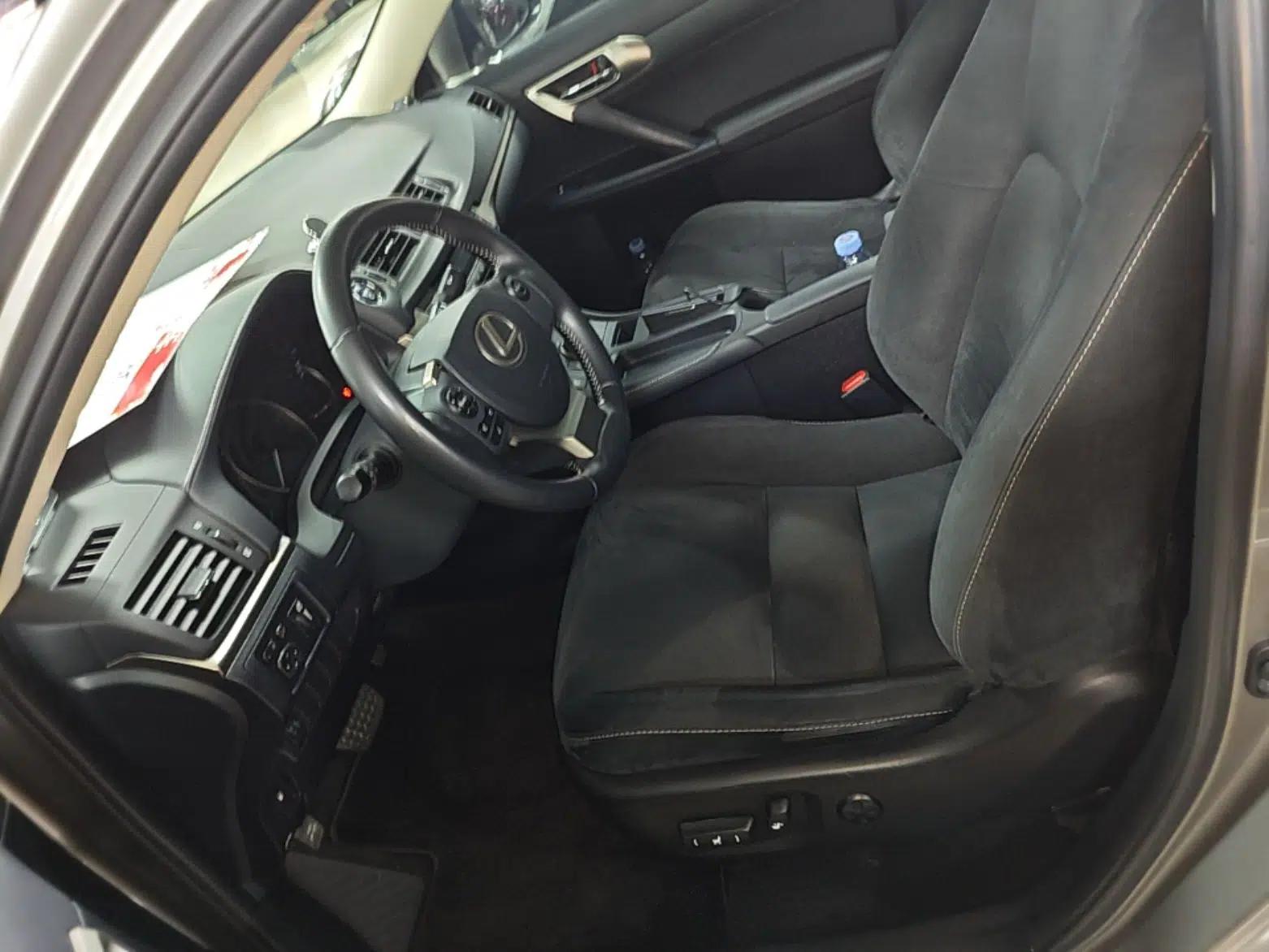 Lexus CT 2017 CT200h Elite Edition Monotone China VI — миниатюра 17