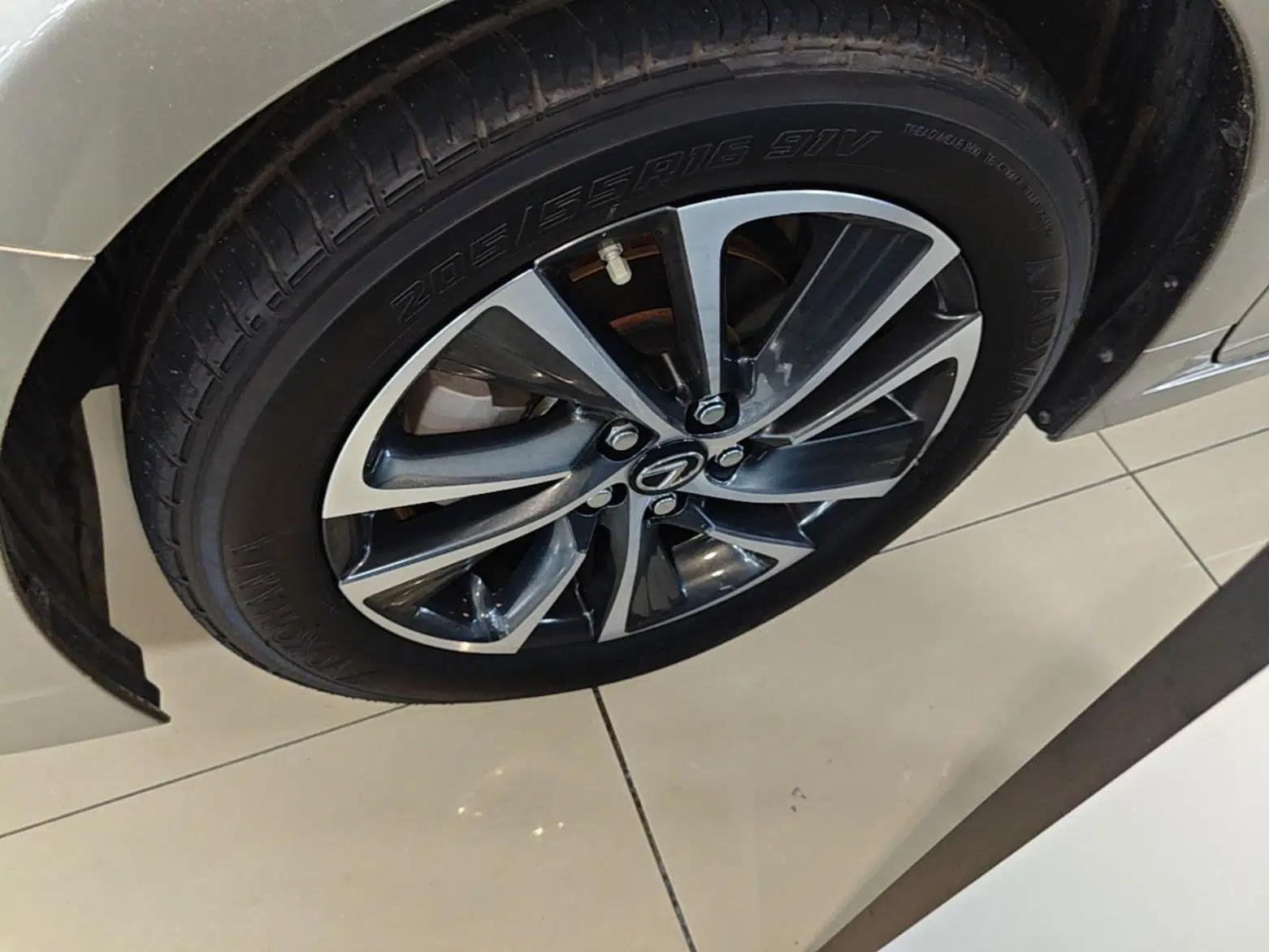 Lexus CT 2017 CT200h Elite Edition Monotone China VI — миниатюра 10