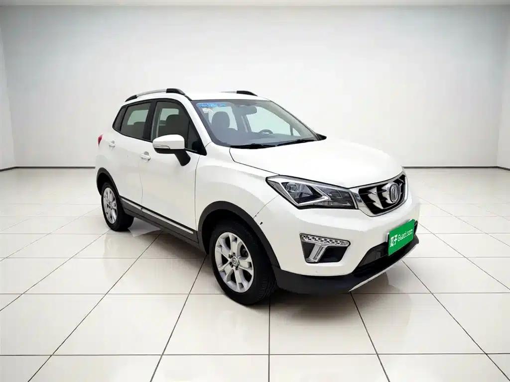 Changan CS15 2016 1.5L Automatic Fashion Edition — миниатюра 3