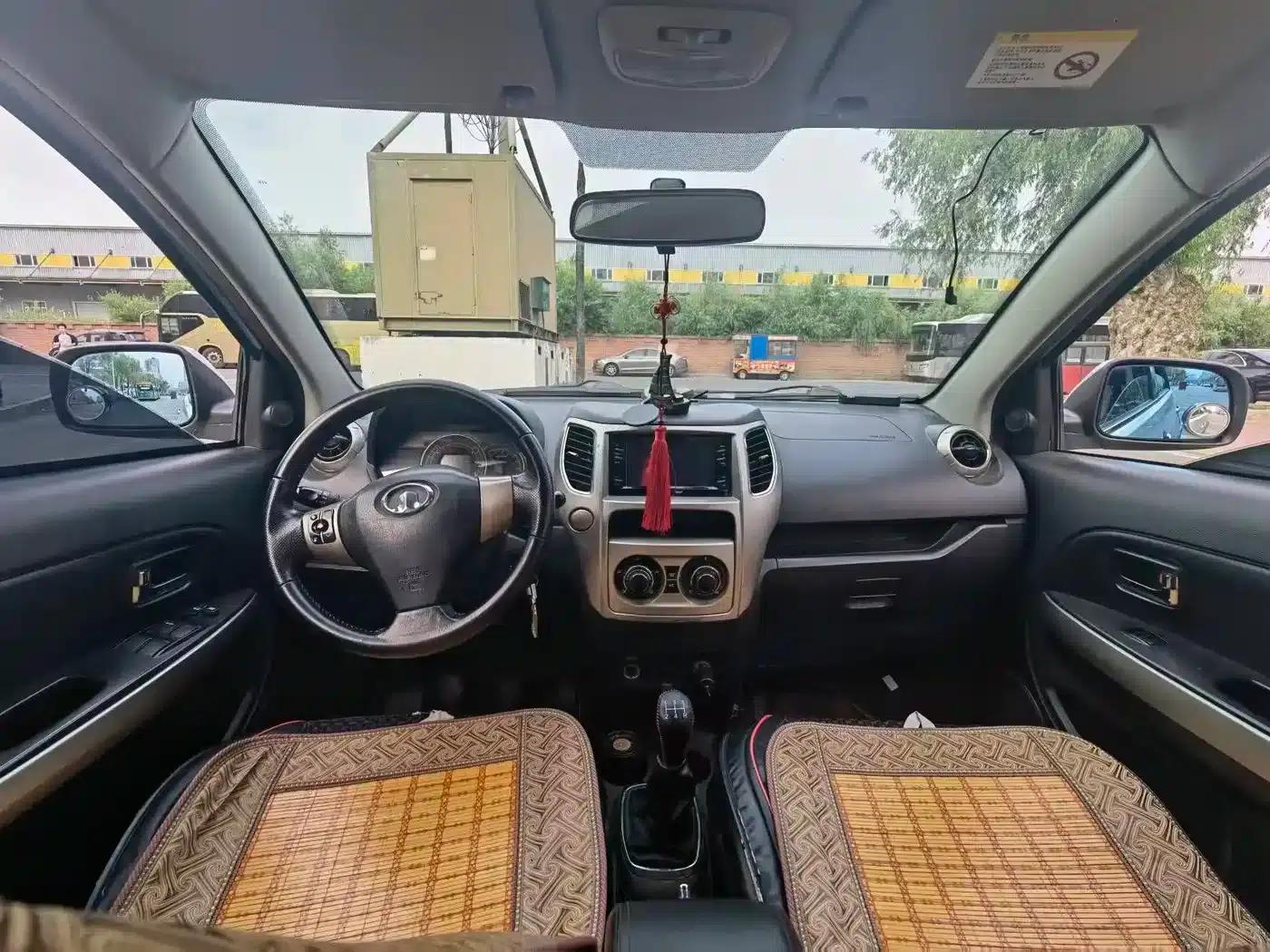 Great Wall M4 2012 1.5L Manual Deluxe Edition — миниатюра 9